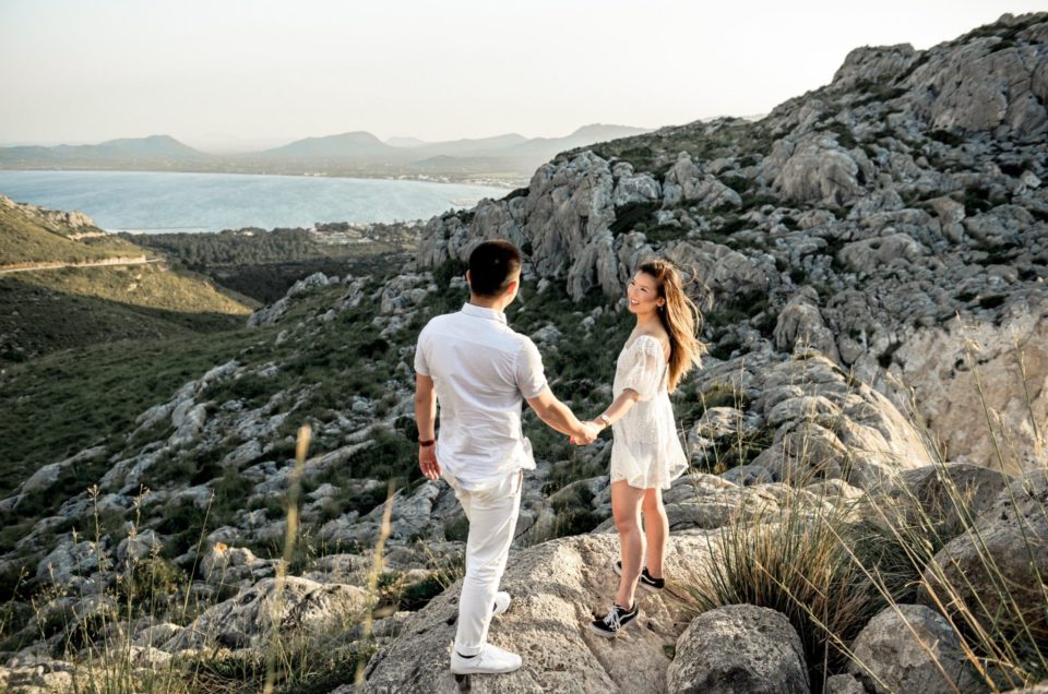 Mallorca surprise engagement shoot